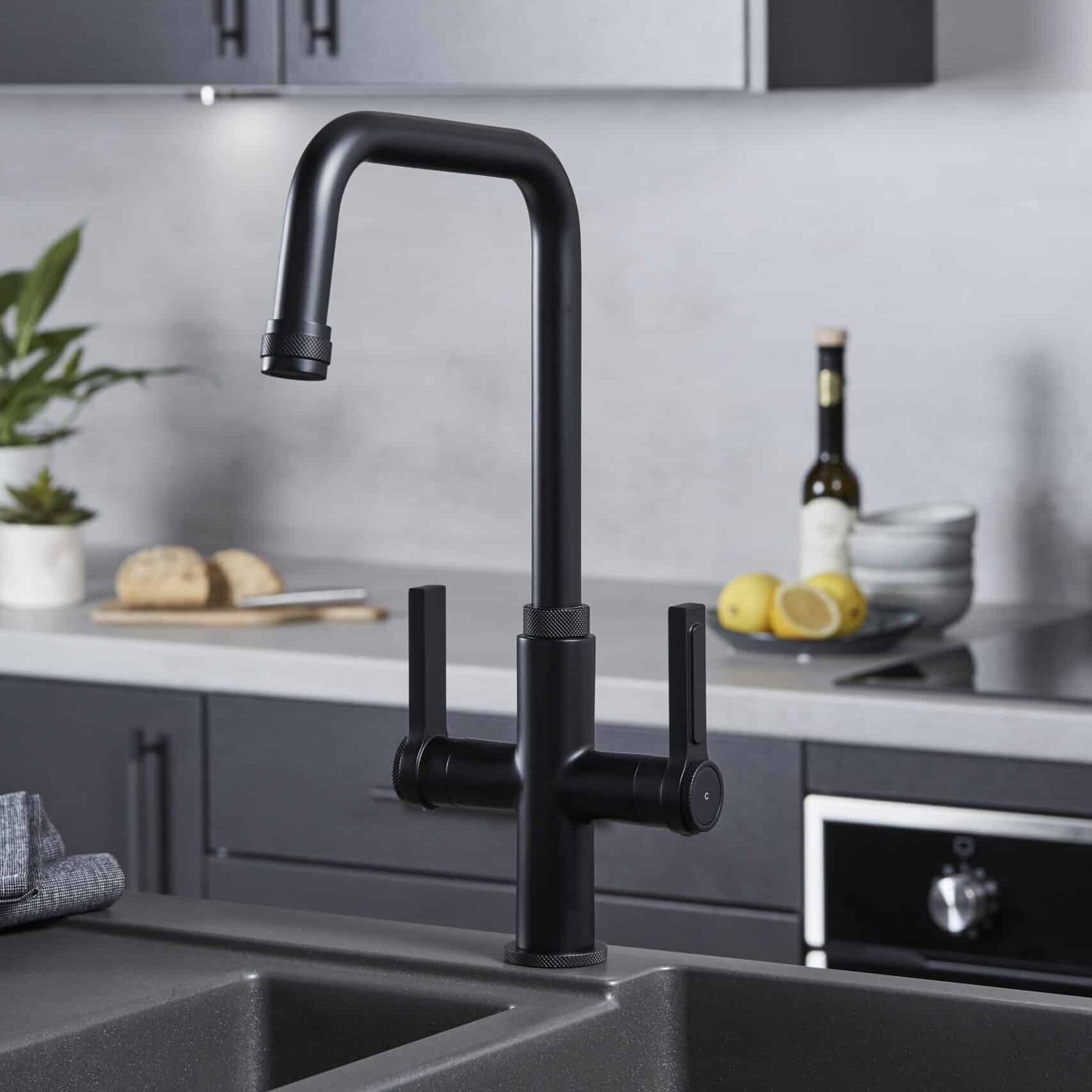 Artesano 3-in-1 D Shape Boiling Water Tap - Matt Black