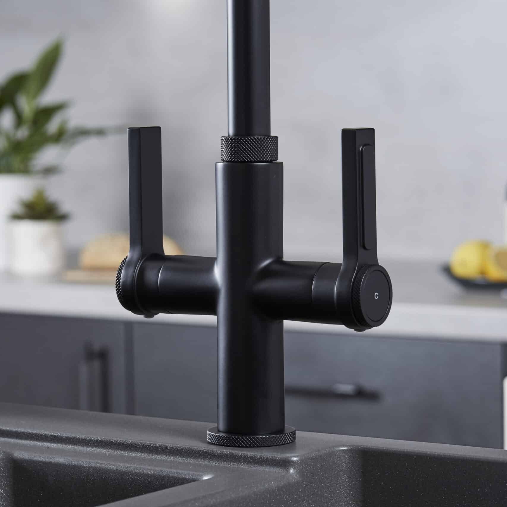 Artesano 3-in-1 D Shape Boiling Water Tap - Matt Black