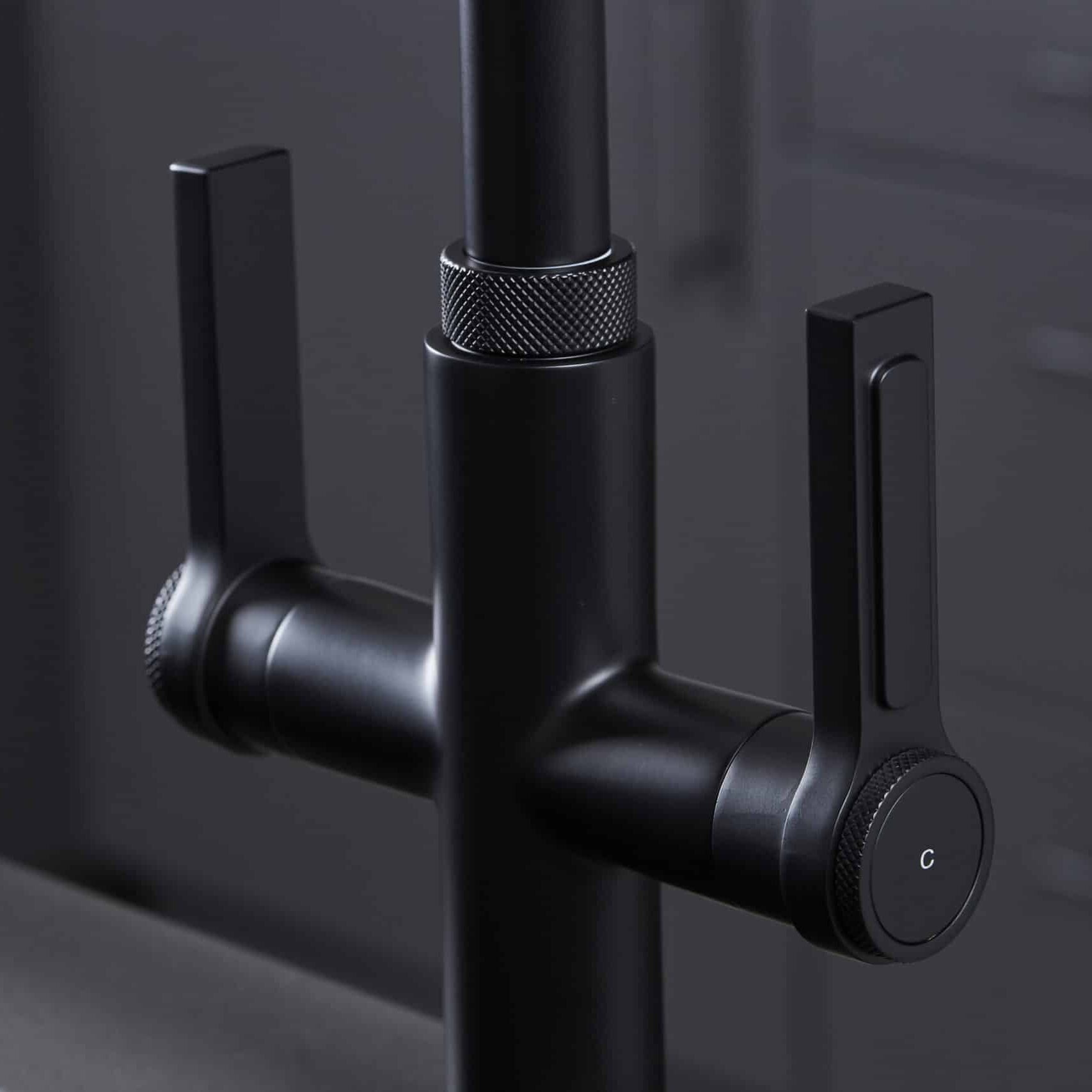 Artesano 3-in-1 D Shape Boiling Water Tap - Matt Black