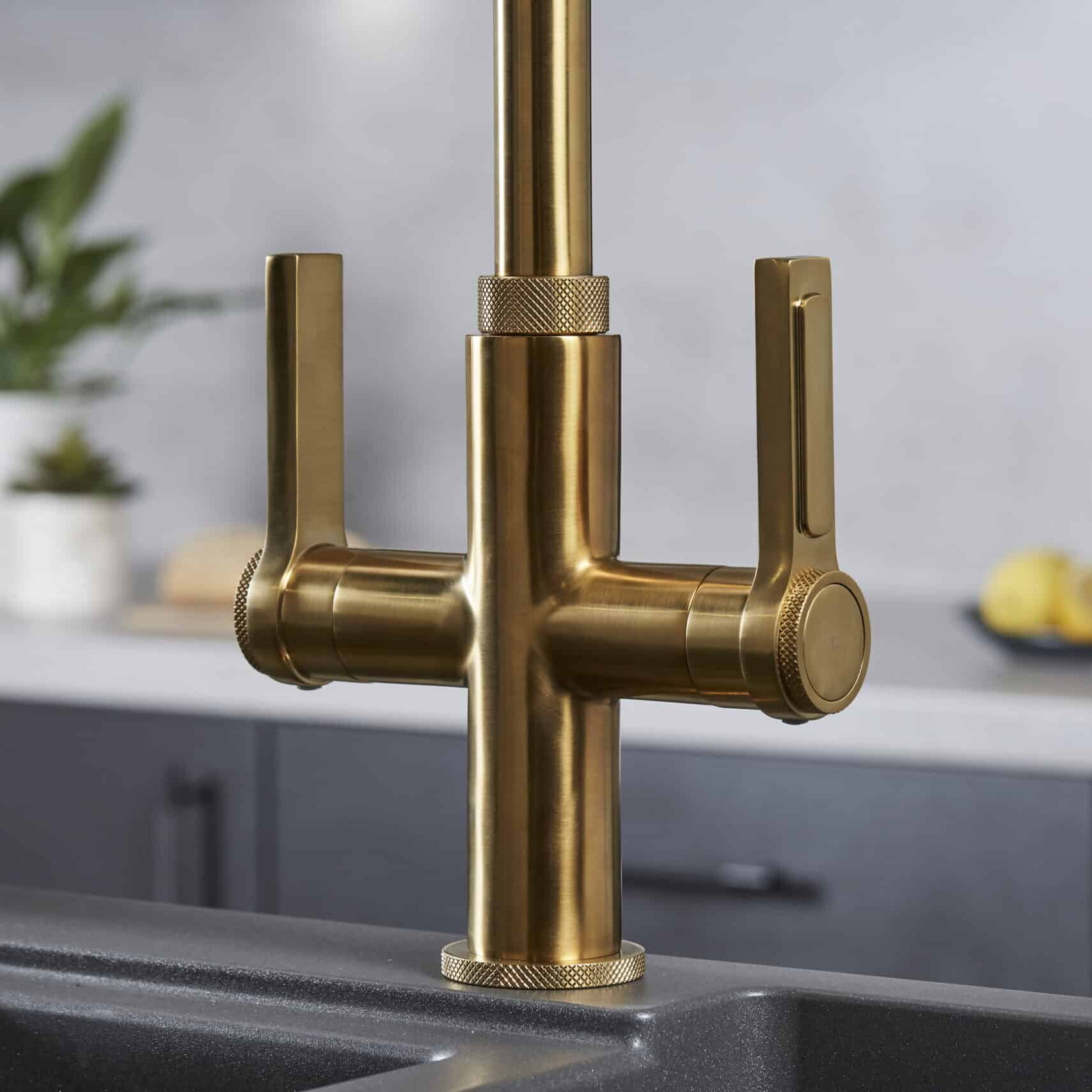 Artesano 3-in-1 D Shape Boiling Water Tap - Brushed Brass