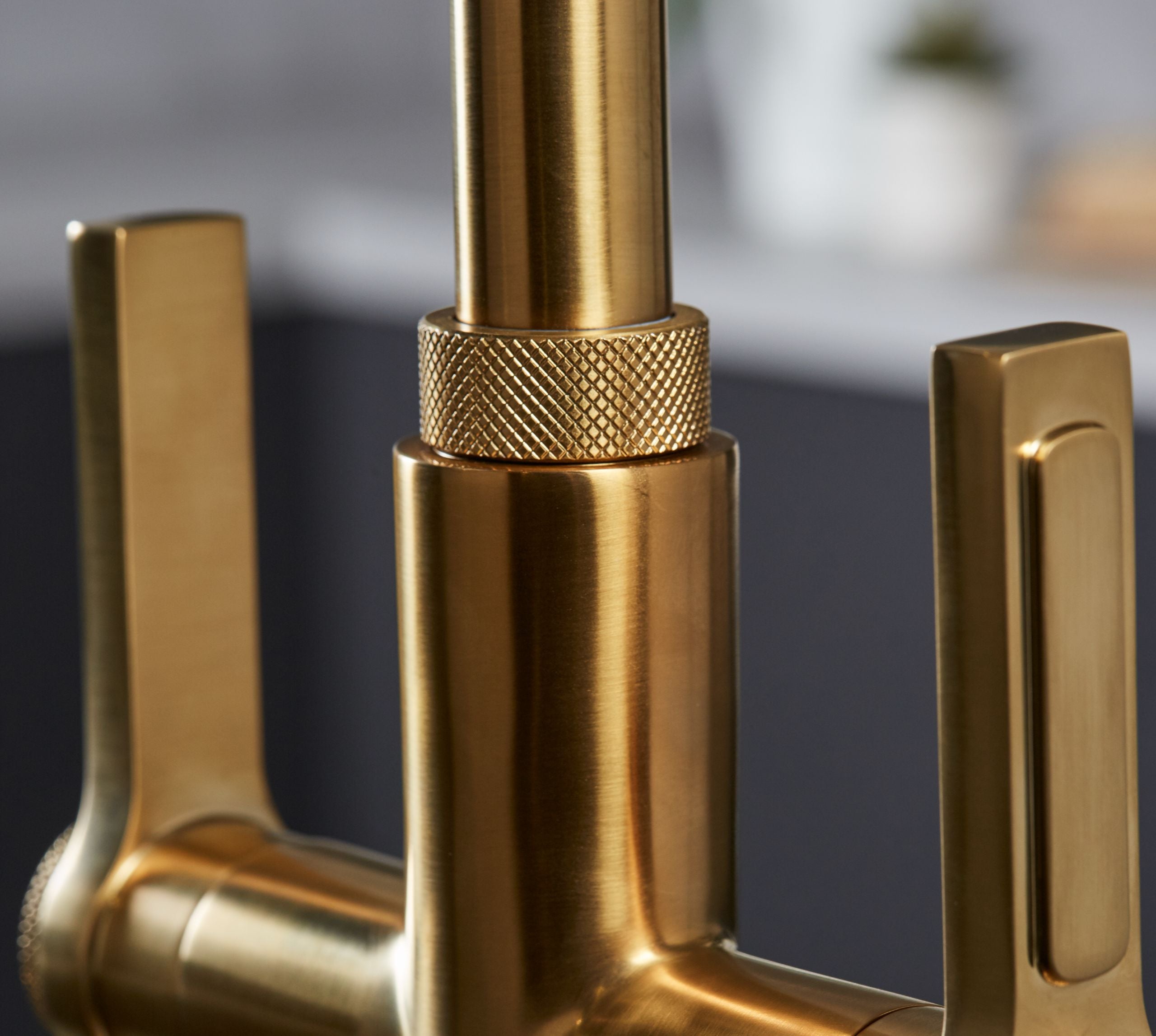 Artesano Monobloc Tap Brushed Brass