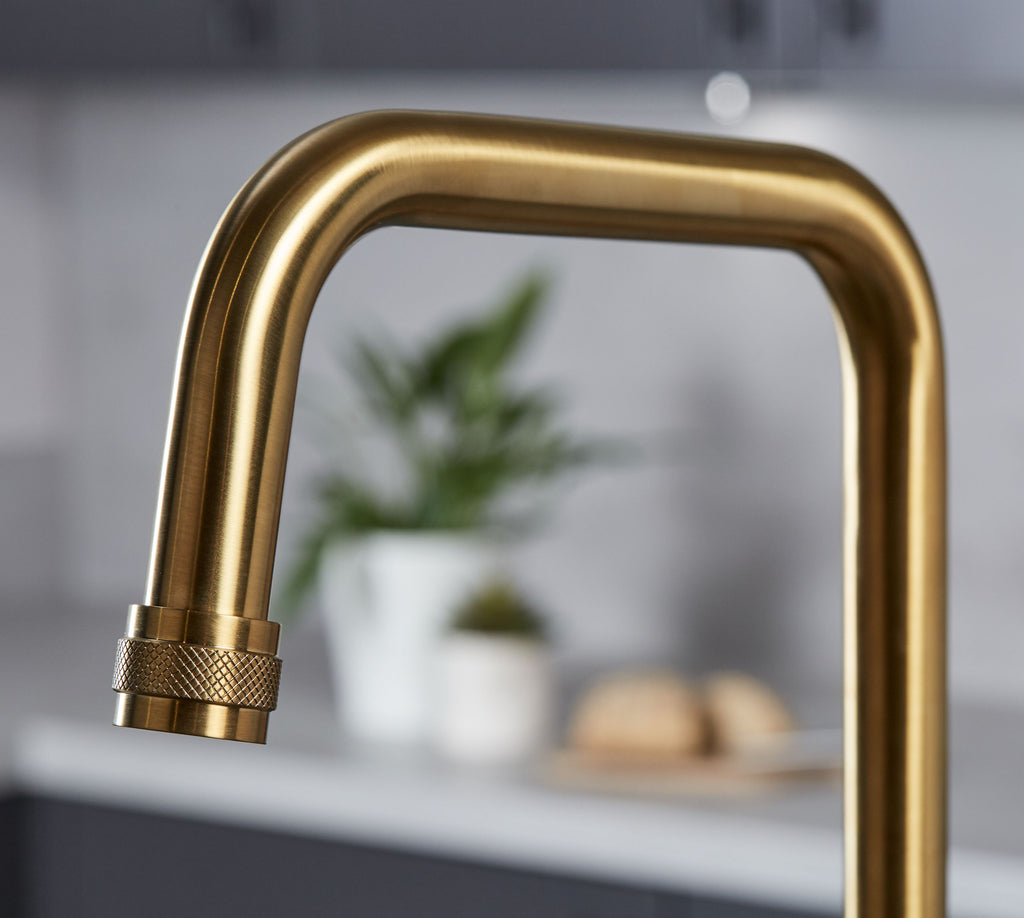 Artesano Monobloc Tap Brushed Brass