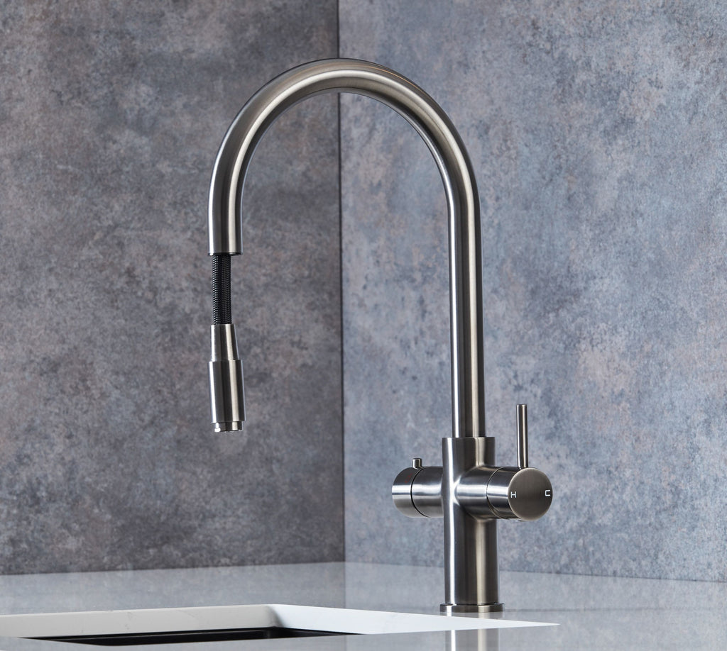 Astra 3-in-1 Pull-Out: Swan Neck - Gun Metal