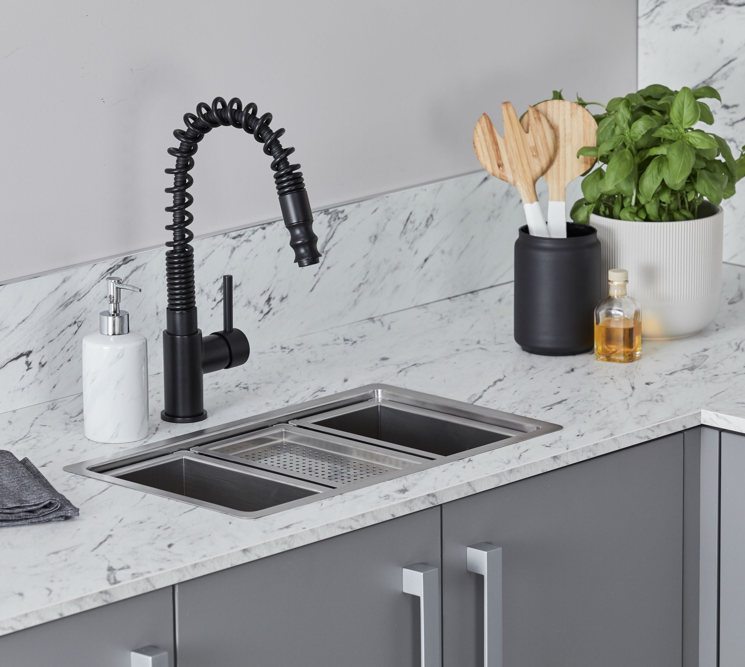 Durham Single Lever Flexi Swan Neck Mono Bloc Tap - Matt Black