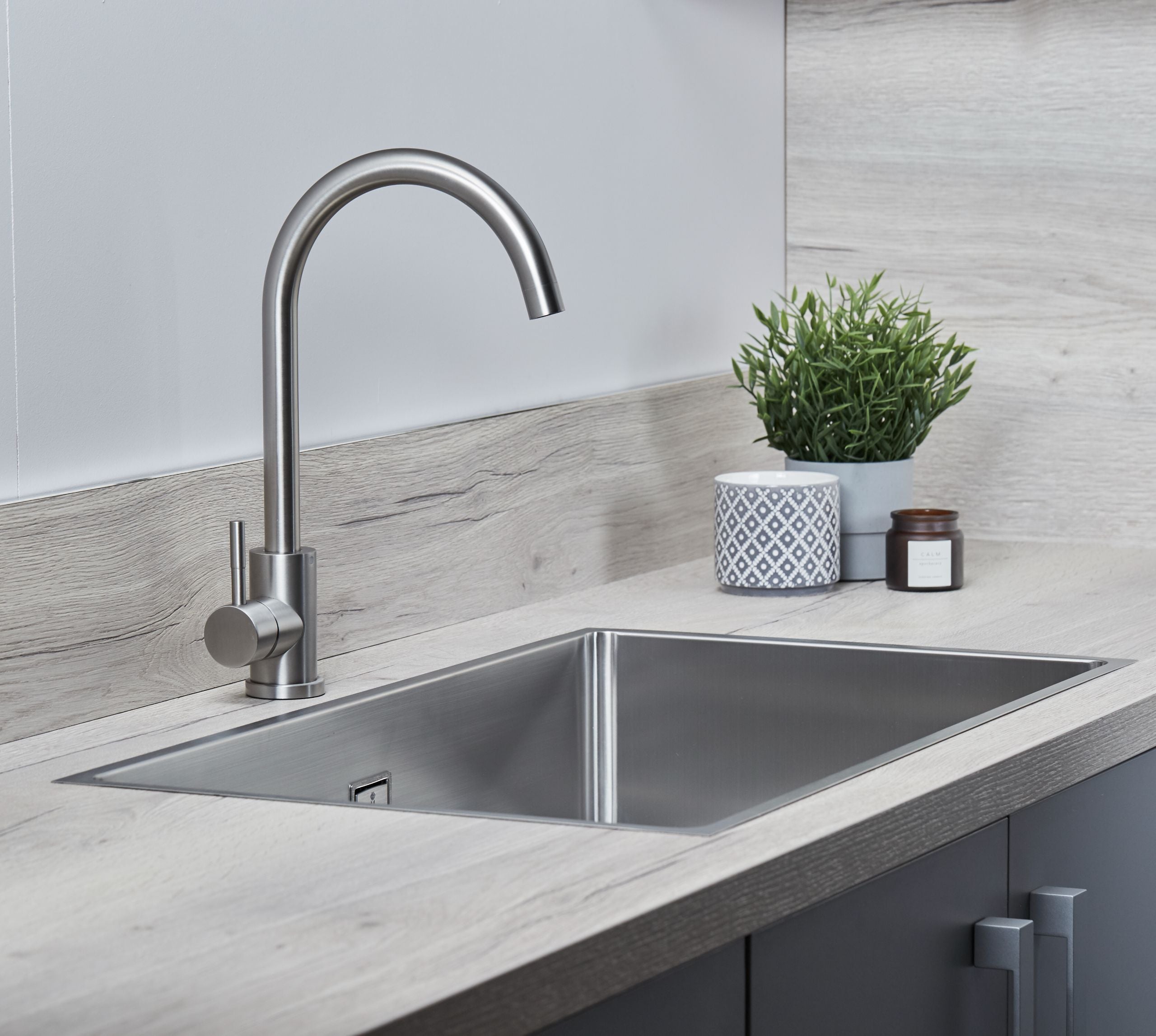 Elera Single Lever Swan Neck Mono Bloc Tap - Brushed Nickel