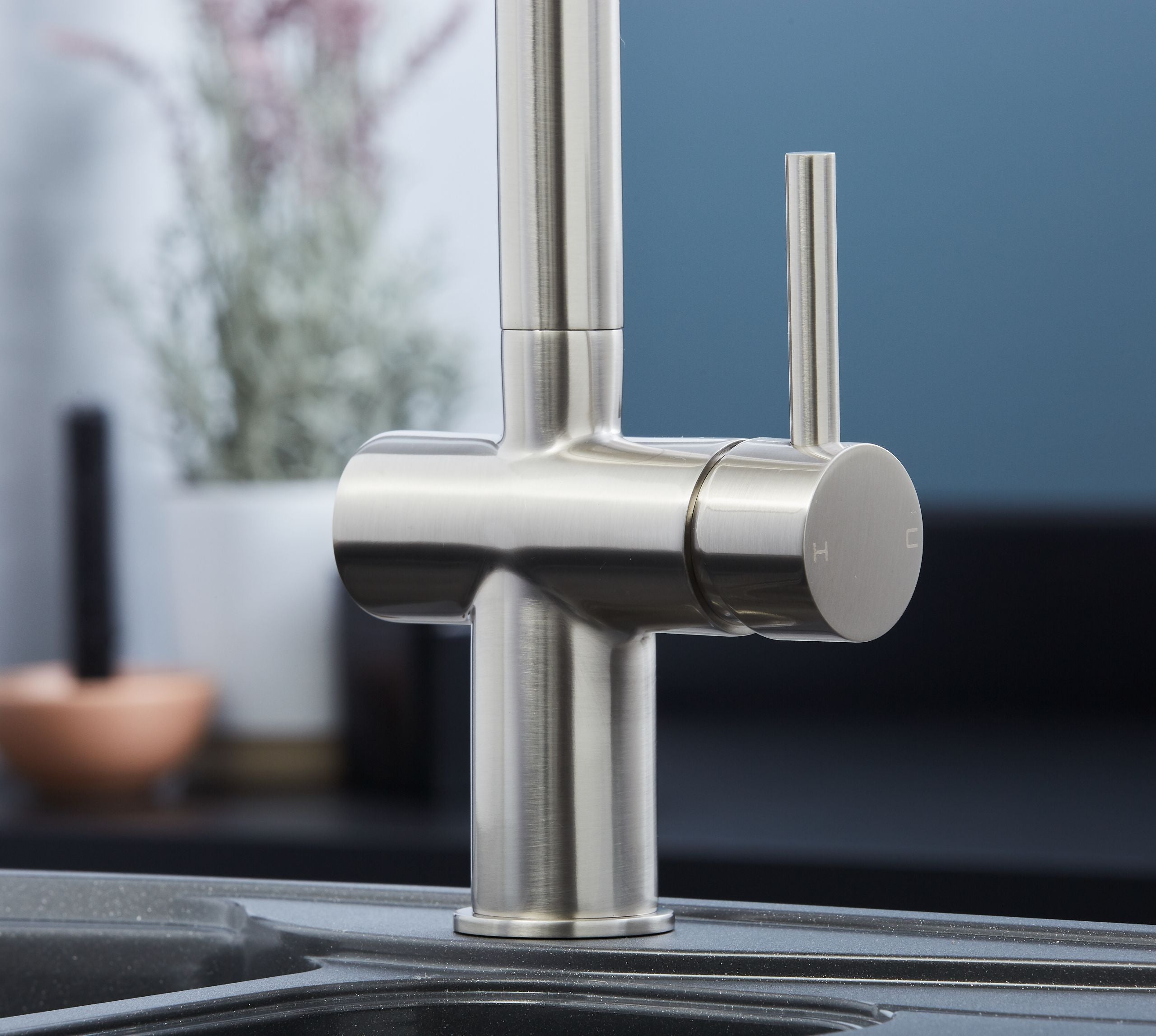 Ingleton L Shaped Single Lever Handle Pull Out - Brushed Nickel