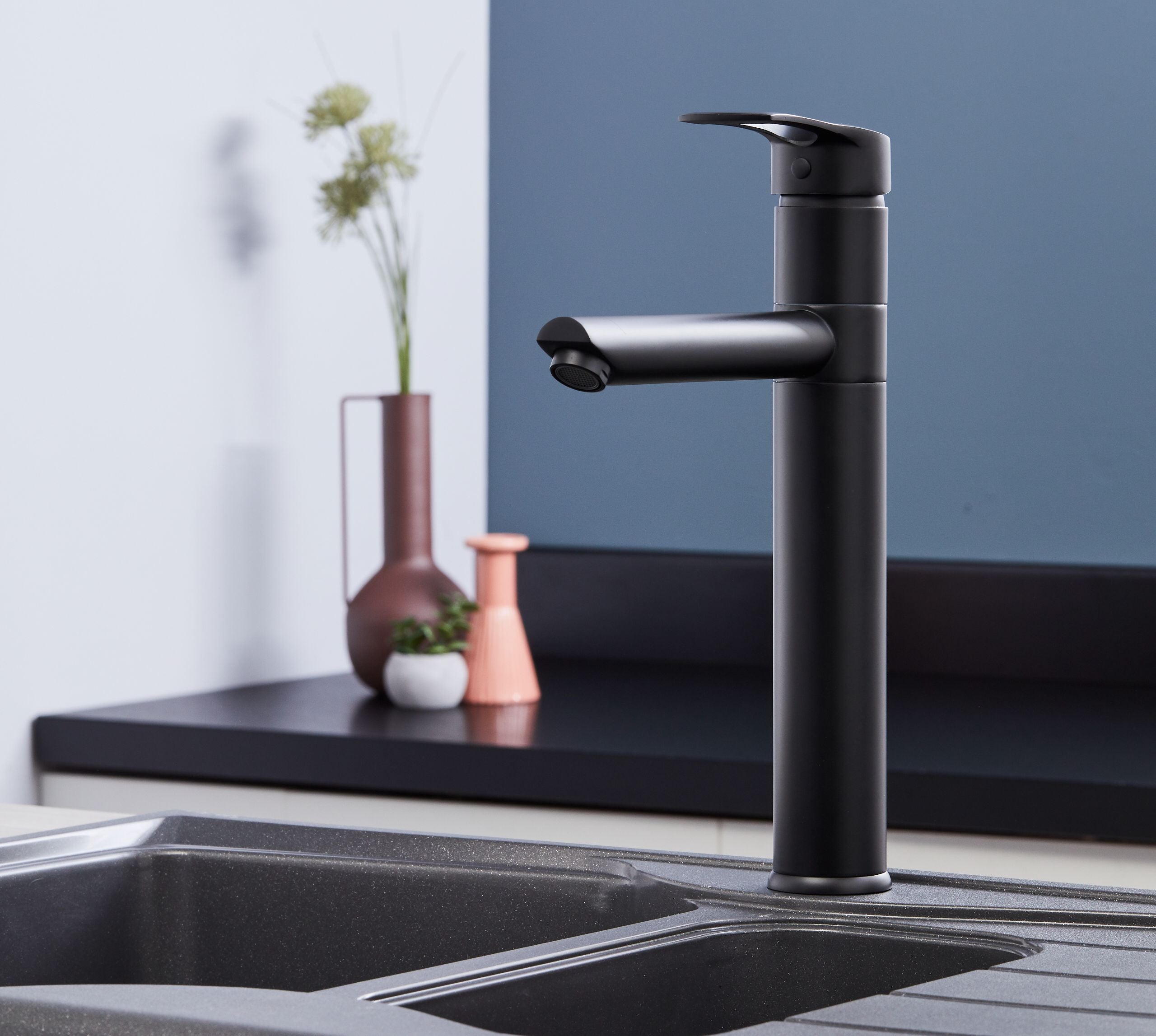 Aysgarth - Mono Bloc Single Tpo Lever , Round Body Tap - Matt Black