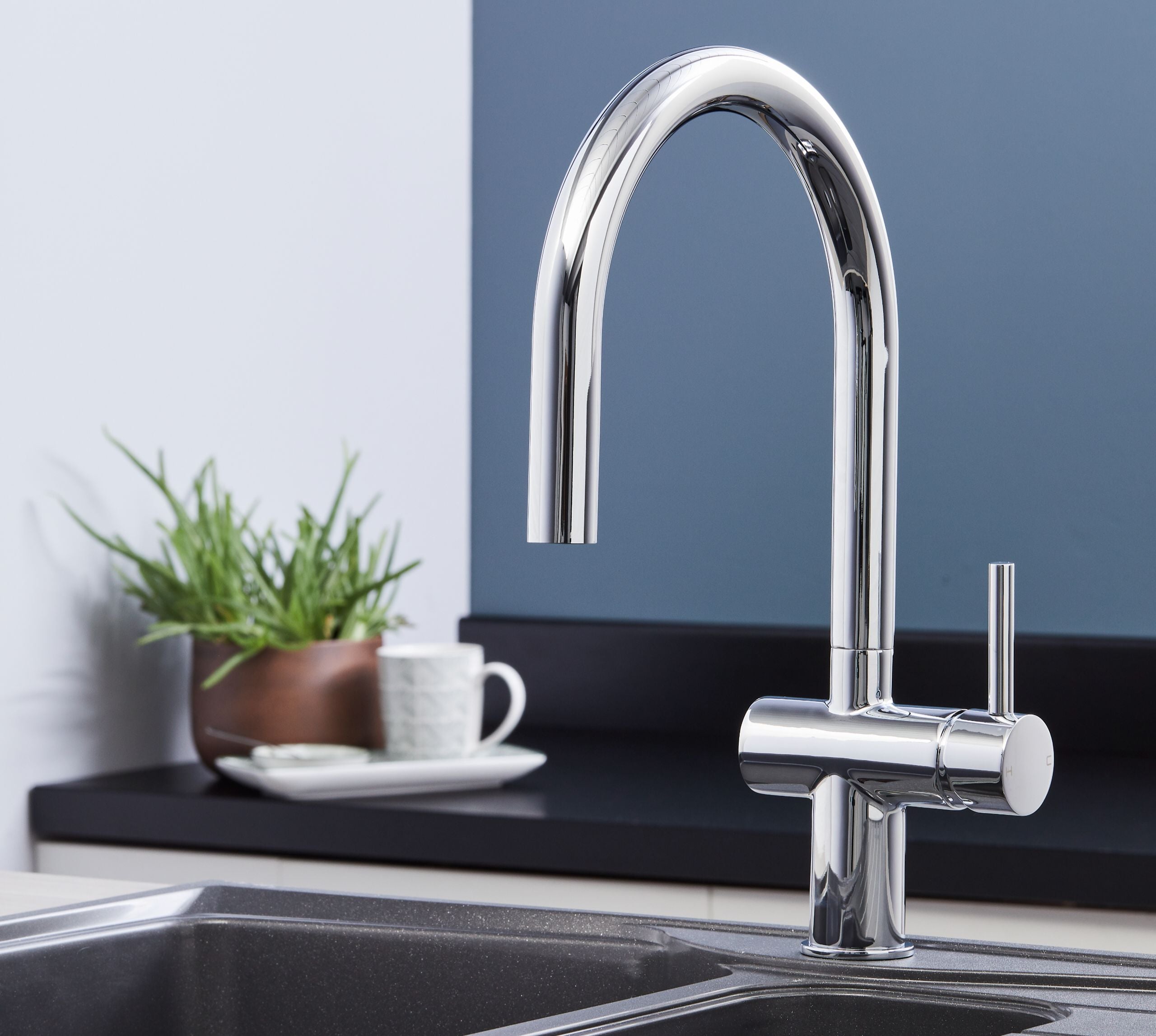 Rievaulx Pull out Tap - Chrome