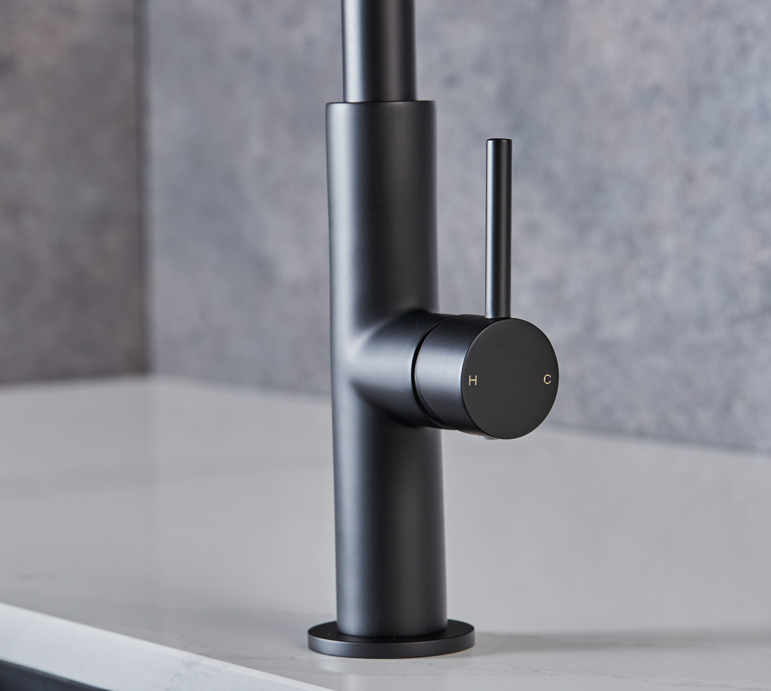 Malham Flexi Pull Down, Dual lever tap
- Matt Black