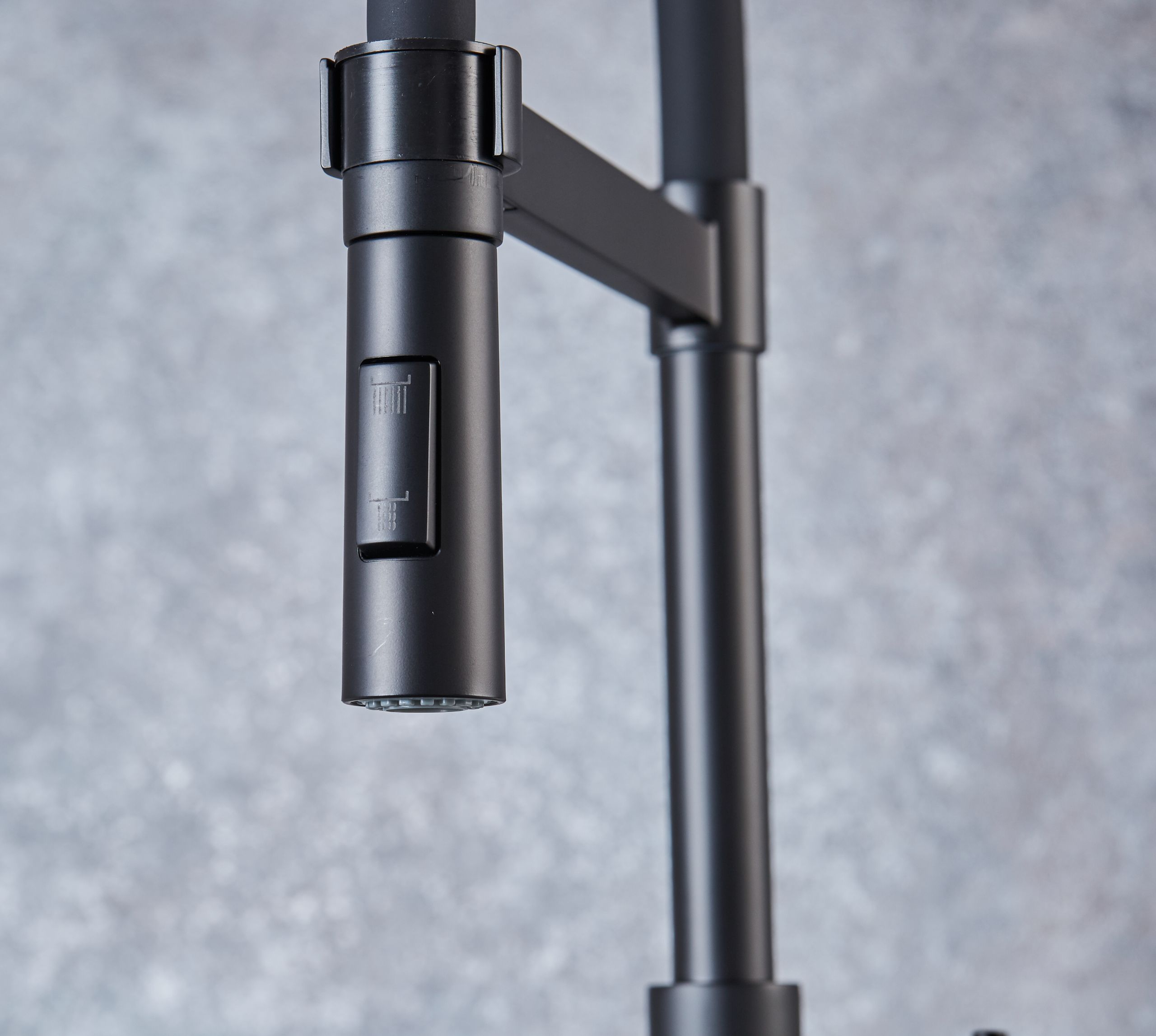 Malham Flexi Pull Down, Dual lever tap
- Matt Black