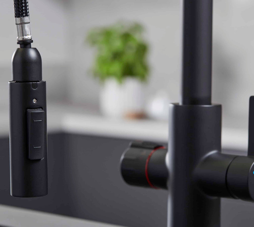 Platinum 4-in-1 Pull-Out: Swan Neck - Matt Black