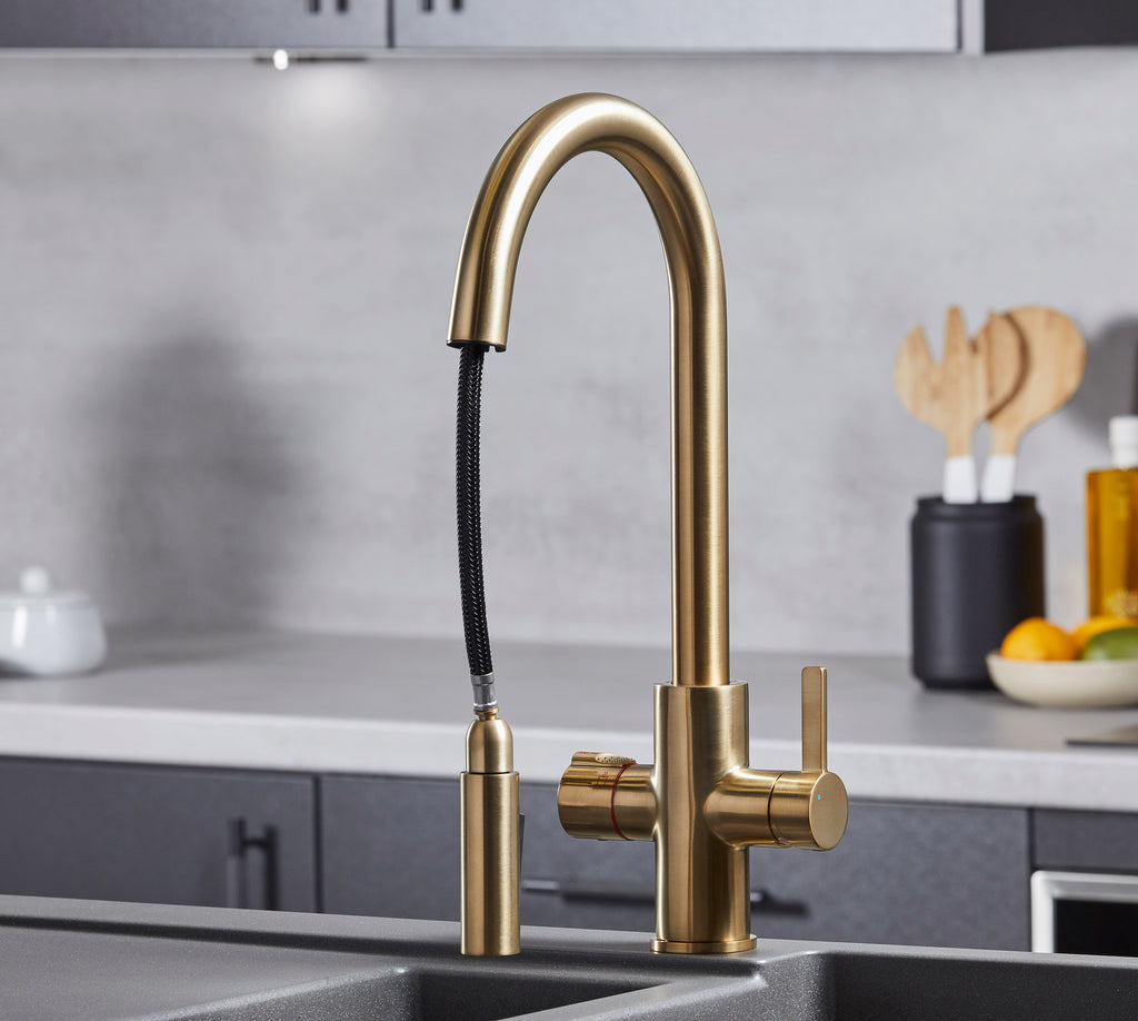 Platinum 4-in-1 Pull-Out: Swan Neck - Brushed Gold