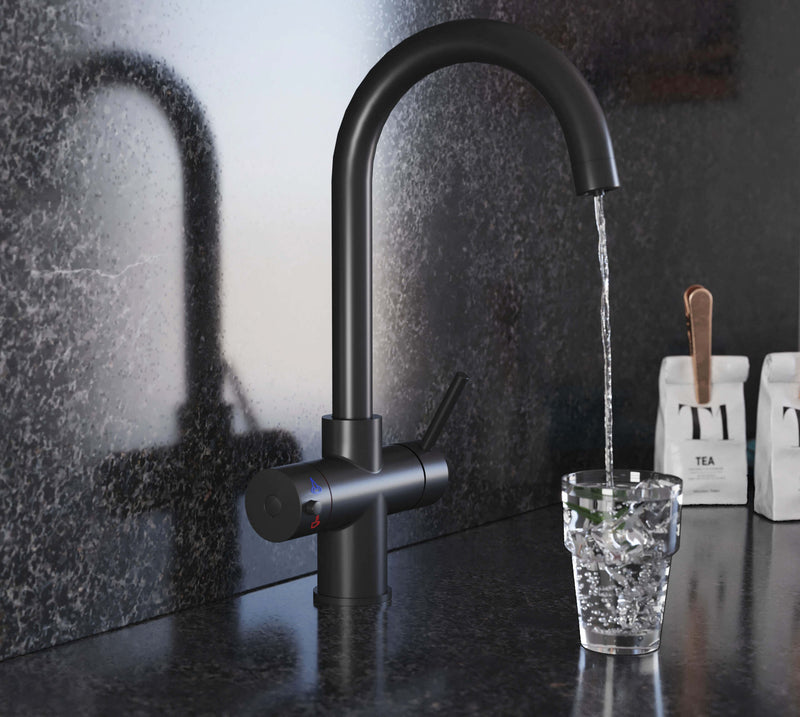 Quantum 4-in-1: Swan Neck - Matt Black