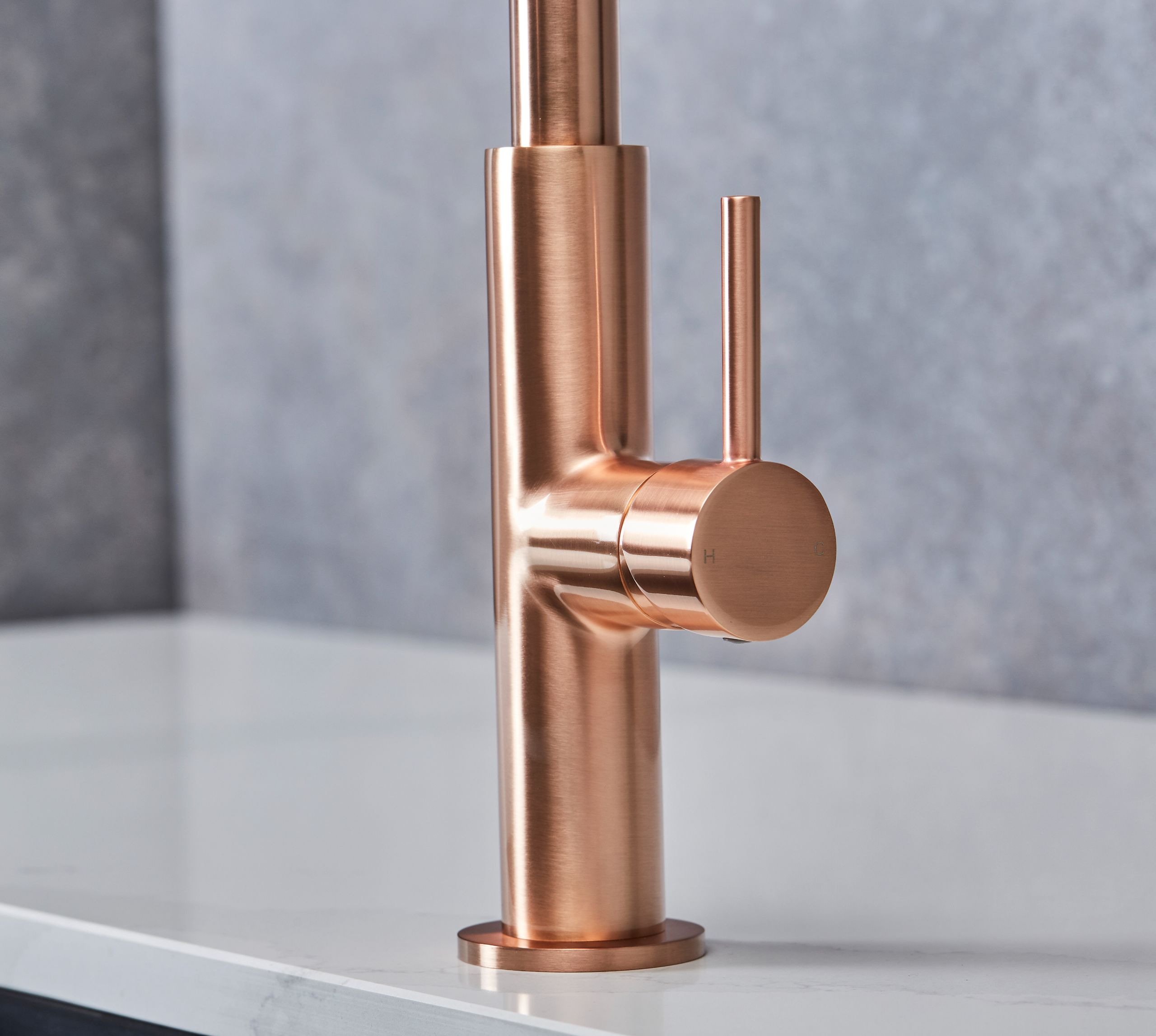 Malham Flexi Pull Down, Dual lever tap
- Rose Gold