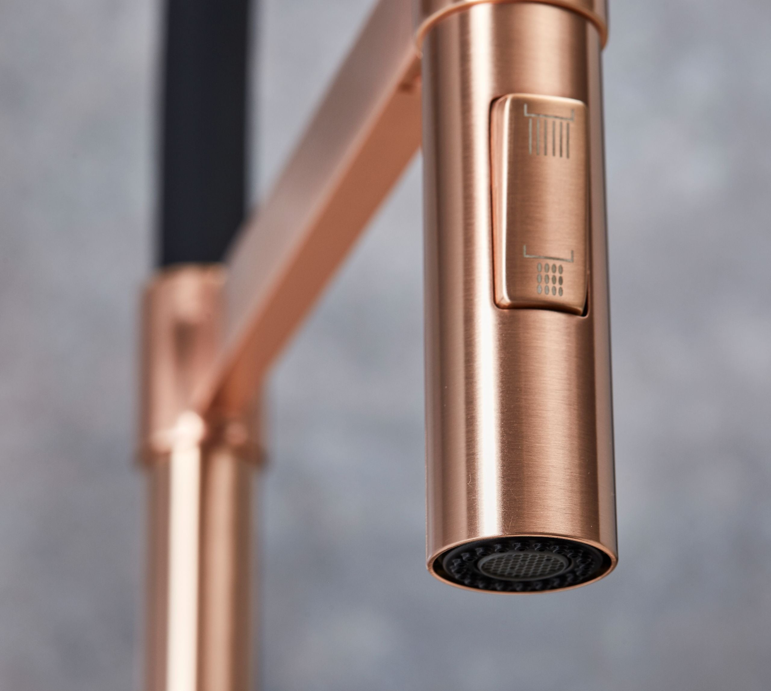 Malham Flexi Pull Down, Dual lever tap
- Rose Gold