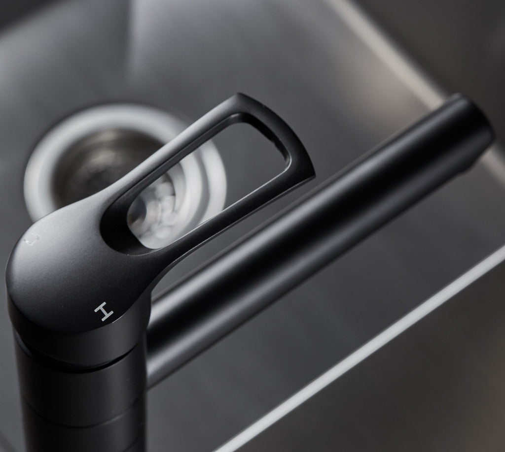 Aysgarth - Mono Bloc Single Tpo Lever , Round Body Tap - Matt Black