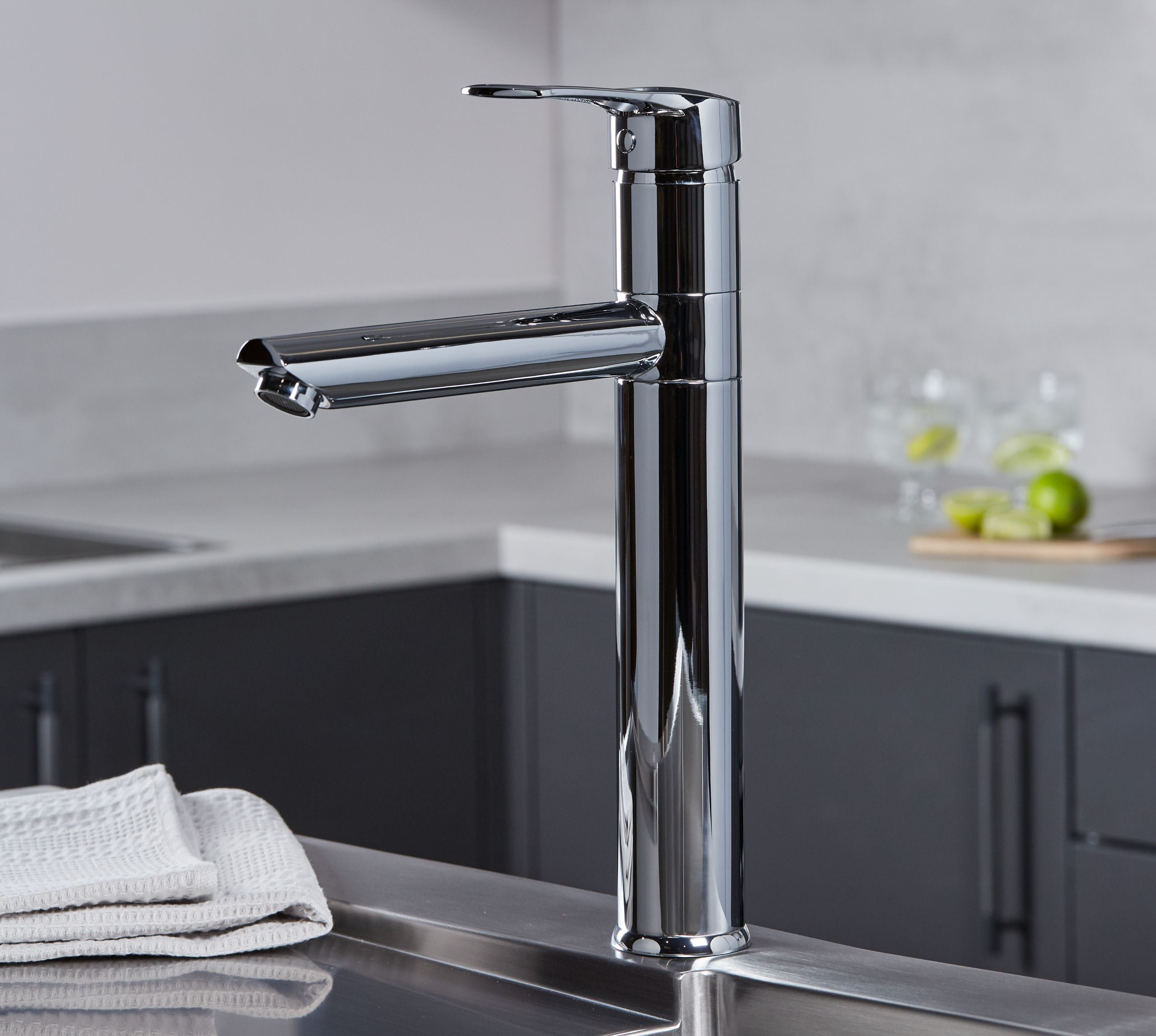 Aysgarth Mono Bloc Single Top Lever, Round Body Tap - Chrome