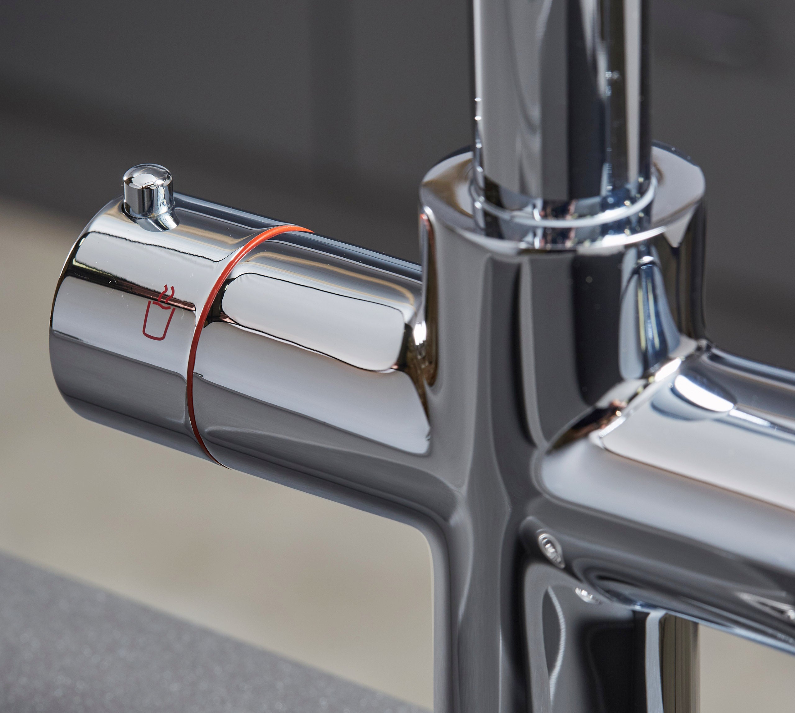 Astra 3-in-1 Pull-Out: Swan Neck - Chrome